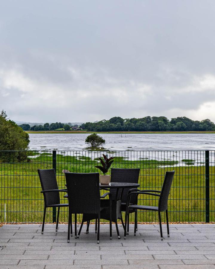 Lough Beg Glamping Hotel Newferry Buitenkant foto