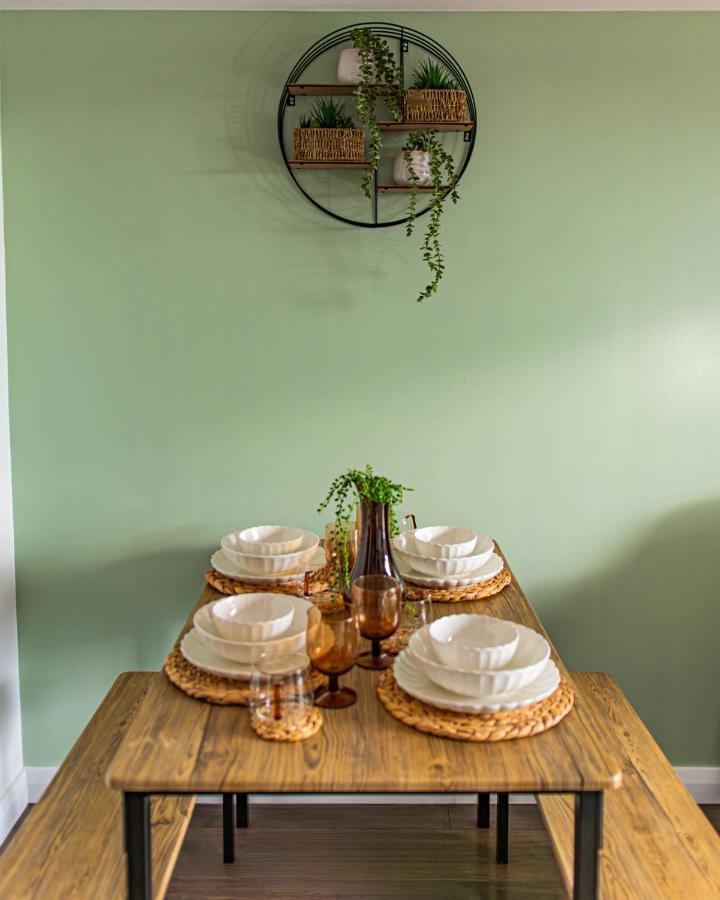 Lough Beg Glamping Hotel Newferry Buitenkant foto